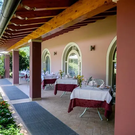 Al Poggio 3* Barghe