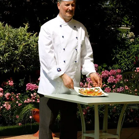 Al Poggio 3*